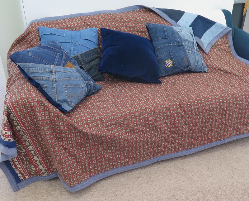 quilt and four cushions