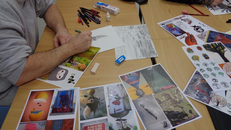 Creating art during a Thinkit session in Invercargill Prison