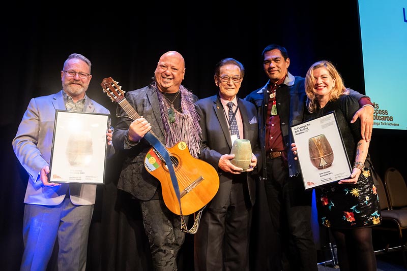 Arts Access Accolade 2021 recipients Hone Fletcher and Lawrence Ereatara, Hakwes Bay Regiuonal Prison, with Richard Benge, Bill Kaua and Beth Hill