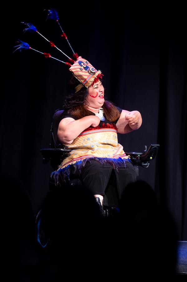 Lusi Faiva, performing Taupou