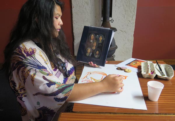 Gina, an artist at Tufuga Arts Trust