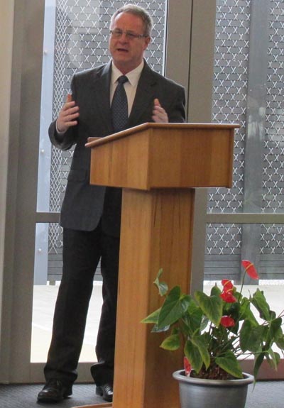 Richard Benge, Executive Director, Arts Access Aotearoa speaks at a ceremony for women graduating from the Drug Treatment Unit at Arohata Prison