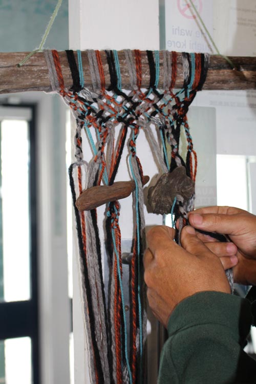 Making a macrame wall hanging