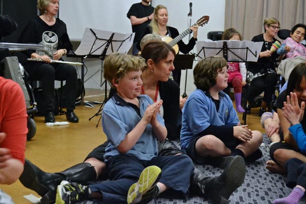 Children from Mahinawa Specialist School enjoy the relaxed concert at Pataka Art + Museum Photo: Hannah Beattie Photography courtesy of Chamber Music New Zealand