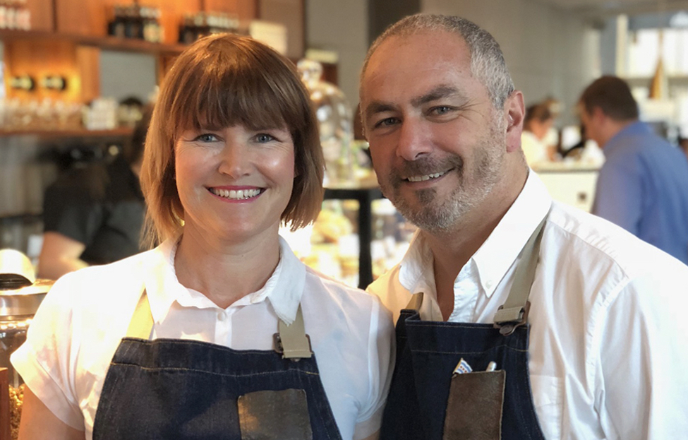 Julie & Steve Gianoutsos 