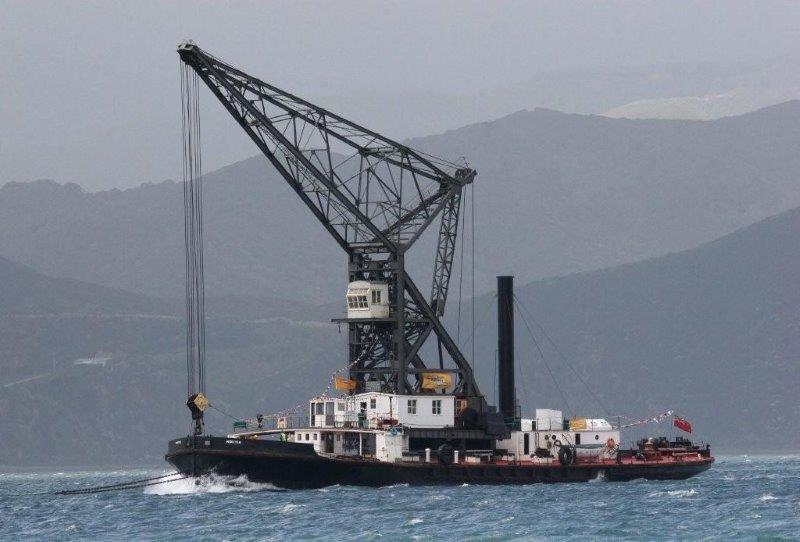 Hikitia Returning to Wellington  under tow on 5 November 2009 Photo Vic Young	